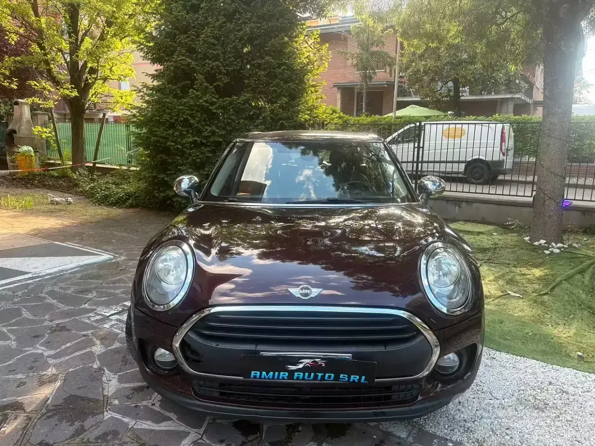 Usata Mini One Clubman Hype 116 CV (85 kW) 2017 Marrone Station wagon