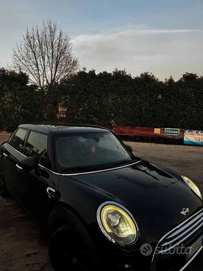Usata Mini Cooper 102 CV (75 kW) 2017 Utilitaria