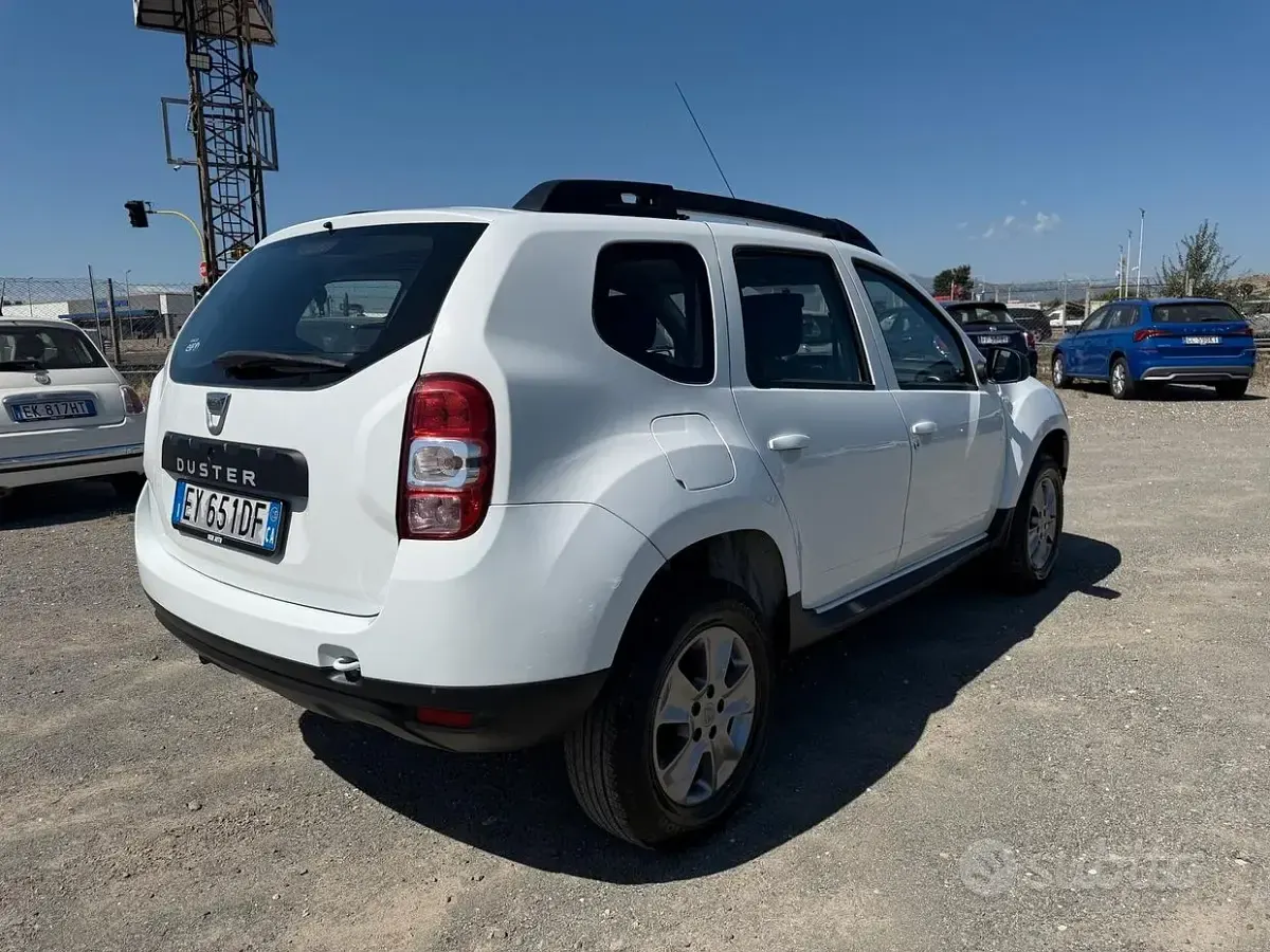 Usata Dacia Duster 109 CV (80 kW) 2015 Bianco SUV