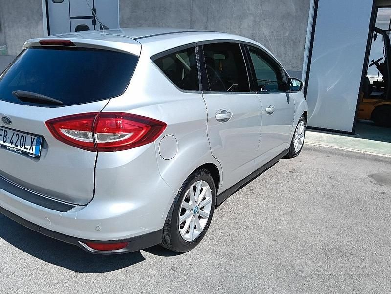 Usata Ford C-MAX 120 CV (88 kW) 2015 Monovolume