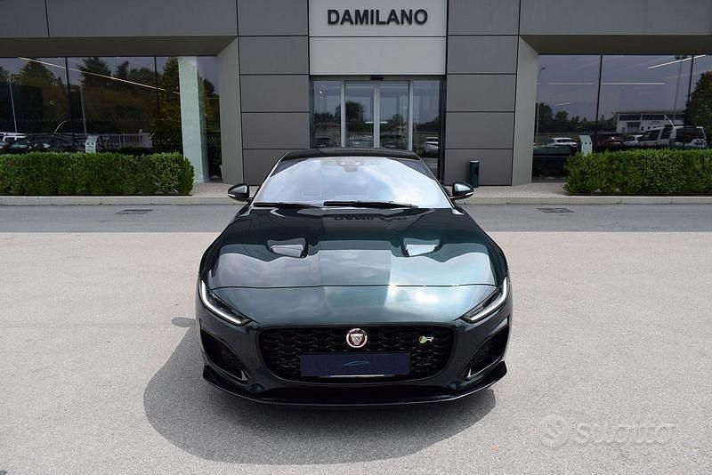 Usata Jaguar F-Type R 575 CV (422 kW) 2022 Verde Coupé