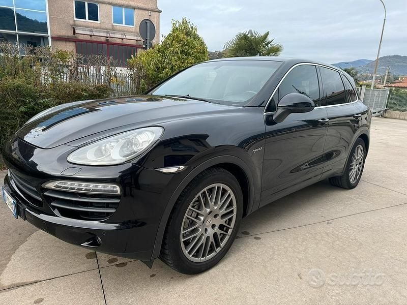 Usata Porsche Cayenne 2011 Nero SUV