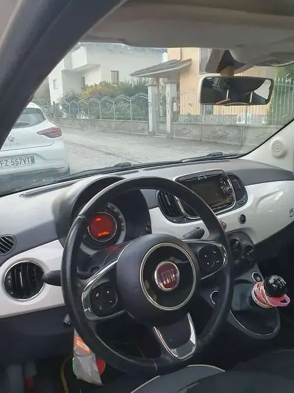 Usata Fiat 500 Lounge 95 CV (69 kW) 2017 Bianco Utilitaria