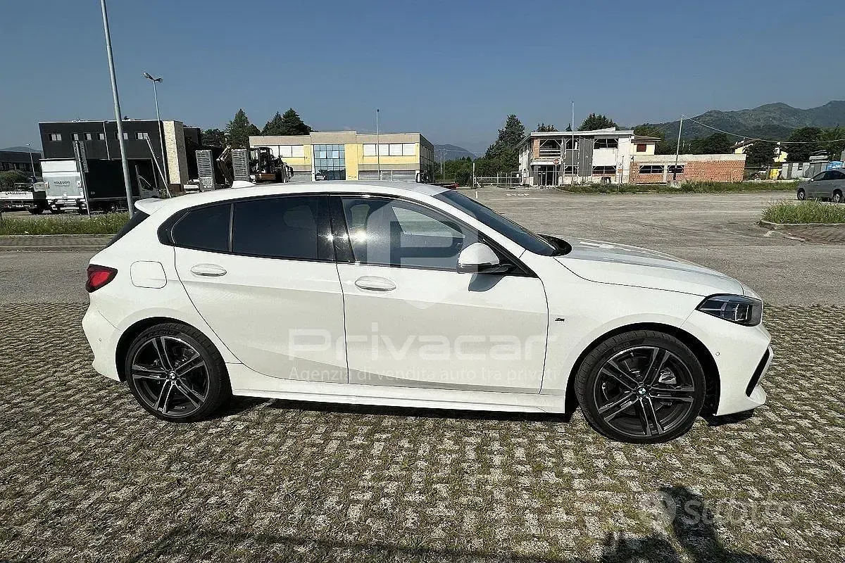 Usata BMW 120 M Sport 190 CV (139 kW) 2022 Bianco Utilitaria