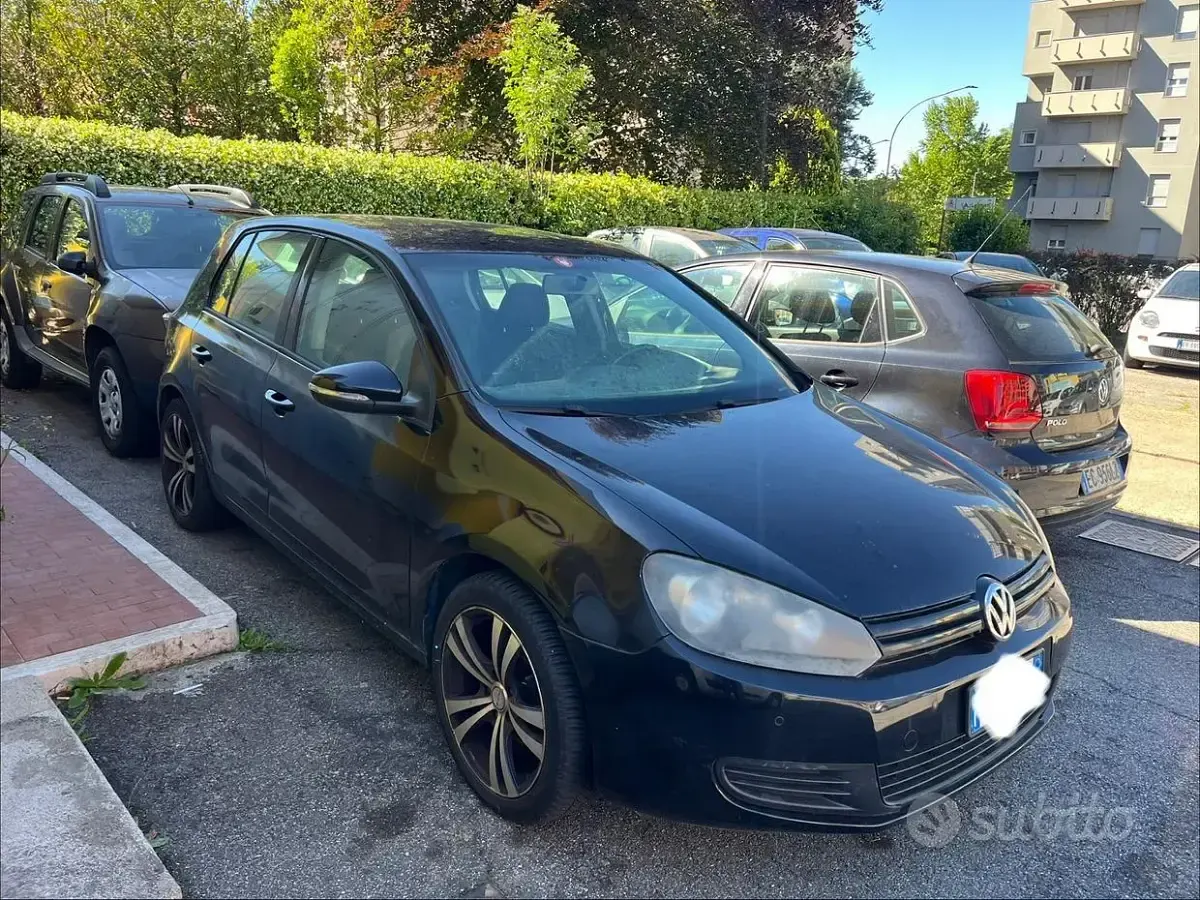 Usata VW Golf VI 105 CV (77 kW) 2009 Nero Utilitaria