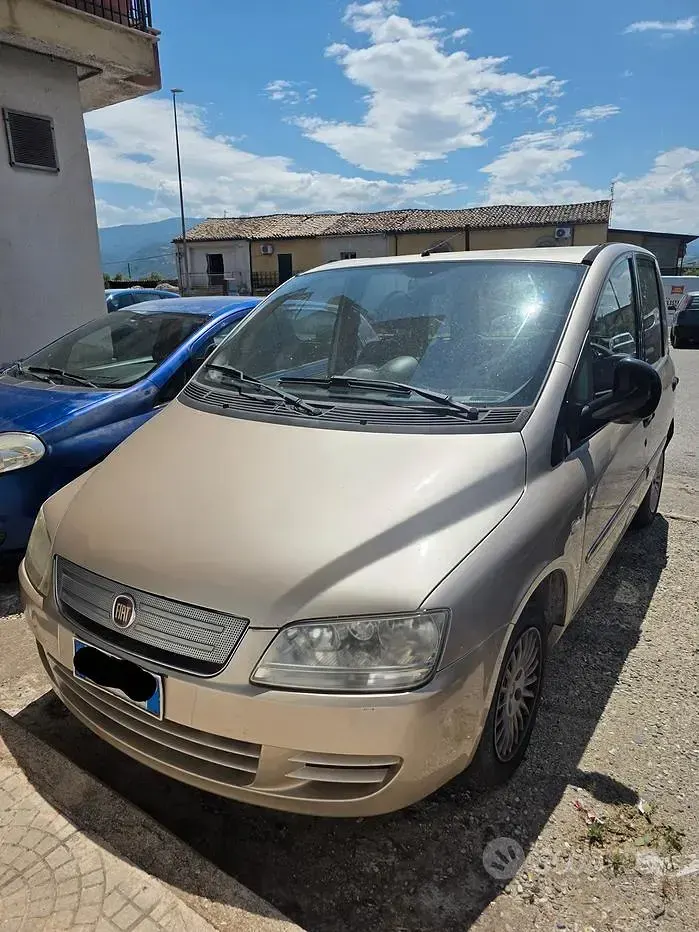 Usata Fiat Multipla 103 CV (75 kW) 2010 Monovolume
