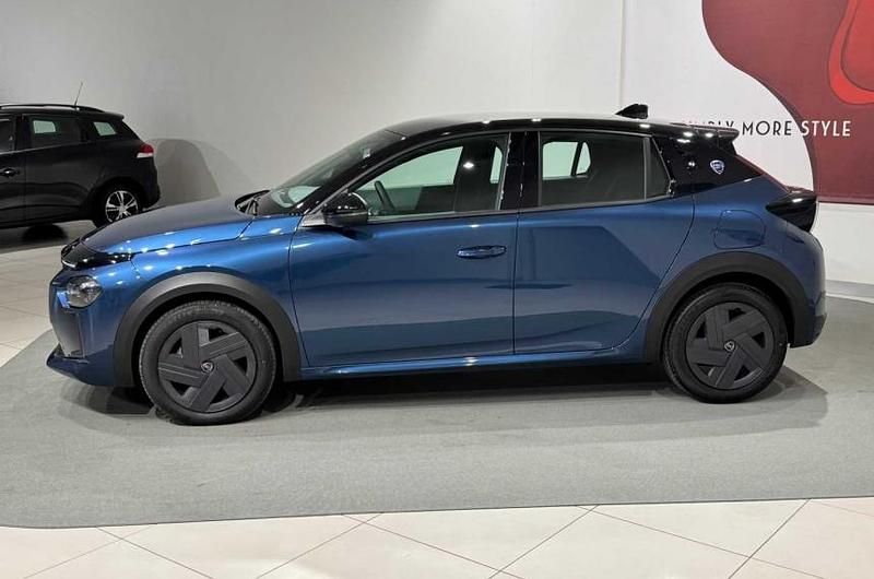 Usata Lancia Ypsilon 101 CV (74 kW) 2024 Verde Utilitaria