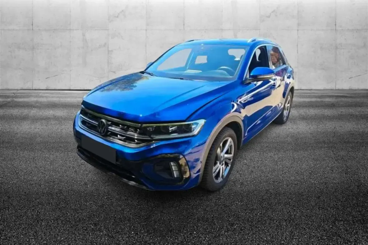 Usata VW T-Roc R-line 150 CV (110 kW) 2024 Blu/azzurro SUV