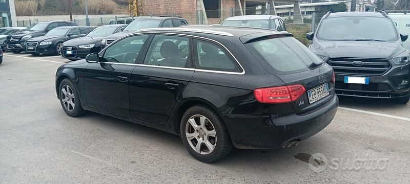 Usata Audi A4 Advanced 120 CV (88 kW) 2011 Nero Station wagon