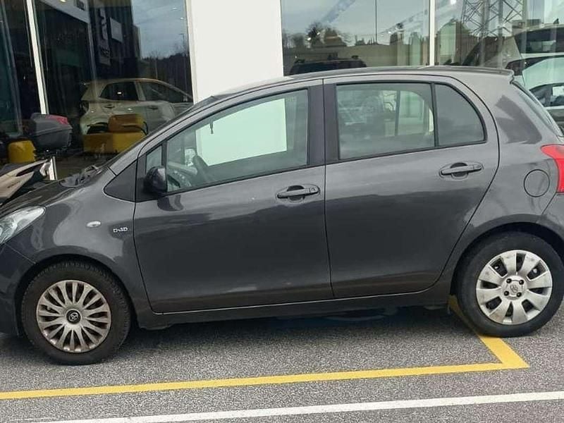 Brugt Toyota Yaris Lounge 90 HK (66 kW) 2008 Grå Hatchback