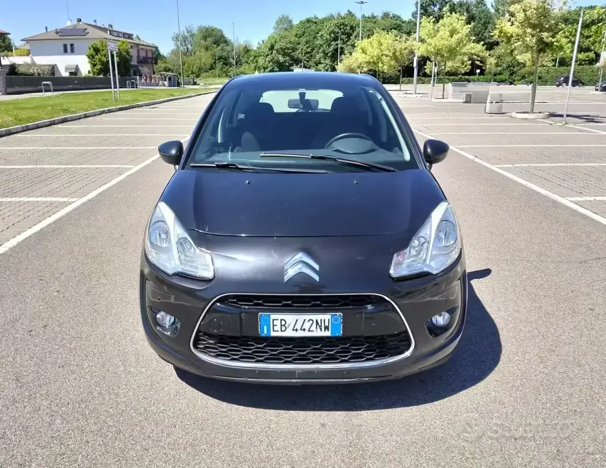 Usata Citroën C3 Exclusive 73 CV (53 kW) 2010 Nero Berlina