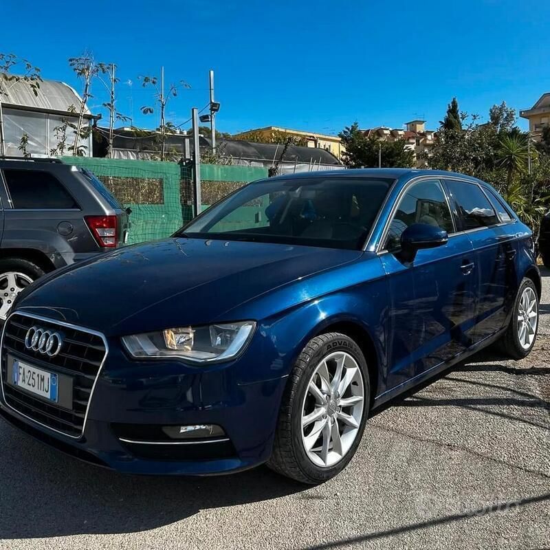 Usata Audi A3 110 CV (80 kW) 2015 Blu Berlina