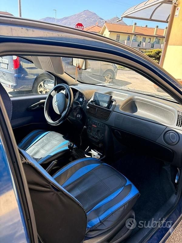 Usata Fiat Punto 2003 Utilitaria