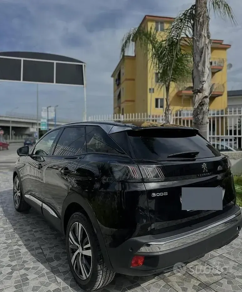 Usata Peugeot 3008 Allure 131 CV (96 kW) 2021 Nero SUV