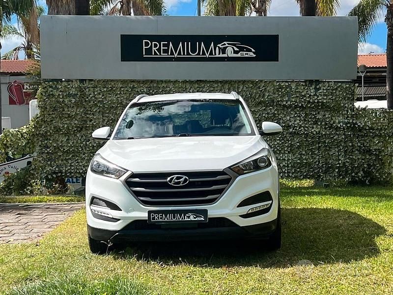 Bianco Usata 2017 Hyundai Tucson Comfort SUV | 14.900 € (Buon prezzo) - Immagine 1/4