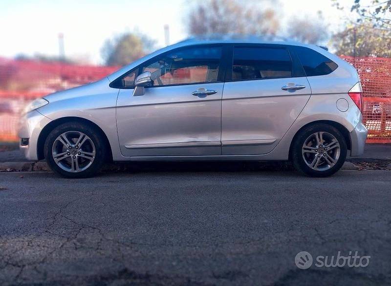 Usata 2006 Honda FR-V Monovolume | 3300 € - Immagine 1/4