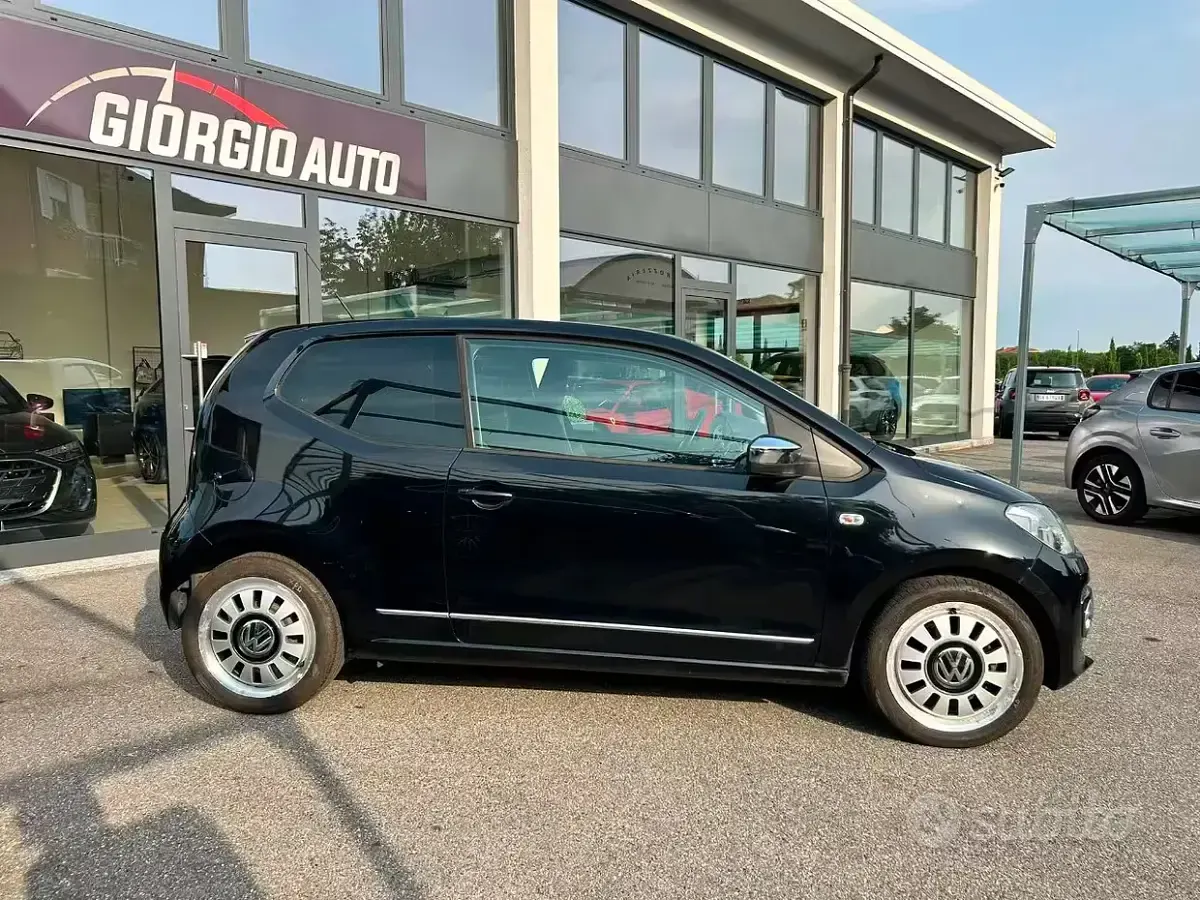 Usata VW up! high up! 75 CV (55 kW) 2012 Nero Utilitaria