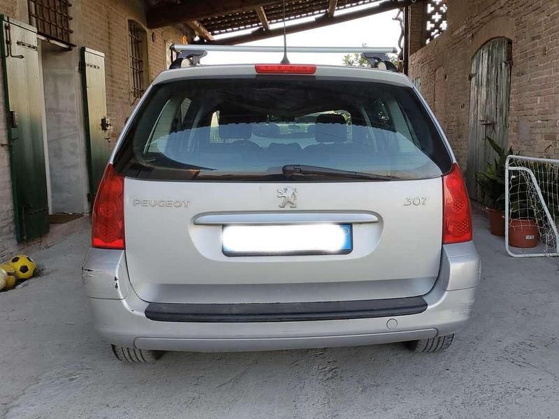 Usata Peugeot 307 109 CV (80 kW) 2008 Argento Station wagon