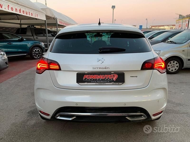 Usata DS Automobiles DS4 Chic 111 CV (81 kW) 2012 Bianco Berlina