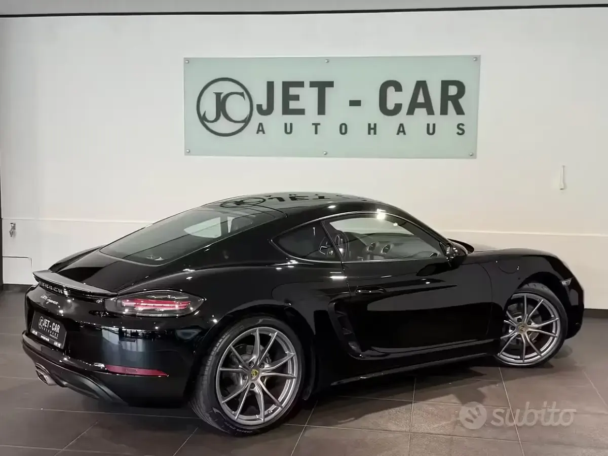 Usata Porsche 718 Cayman 299 CV (219 kW) 2021 Nero Coupé