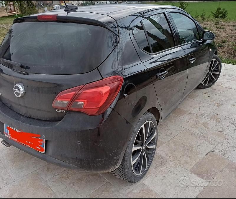 Usata Opel Corsa 75 CV (55 kW) 2017 Nero Berlina