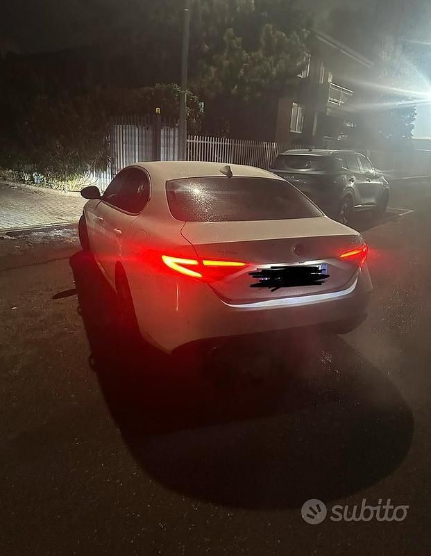 Usata Alfa Romeo Giulia Executive 200 CV (147 kW) 2019 Bianco Berlina