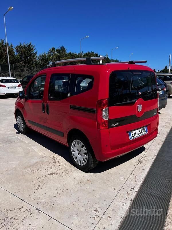 Usata Fiat Qubo Trekking 77 CV (56 kW) 2011 Rosso Monovolume