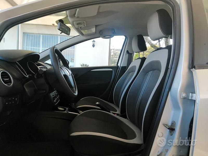 Usata Fiat Punto 95 CV (69 kW) 2012 Grigio Utilitaria