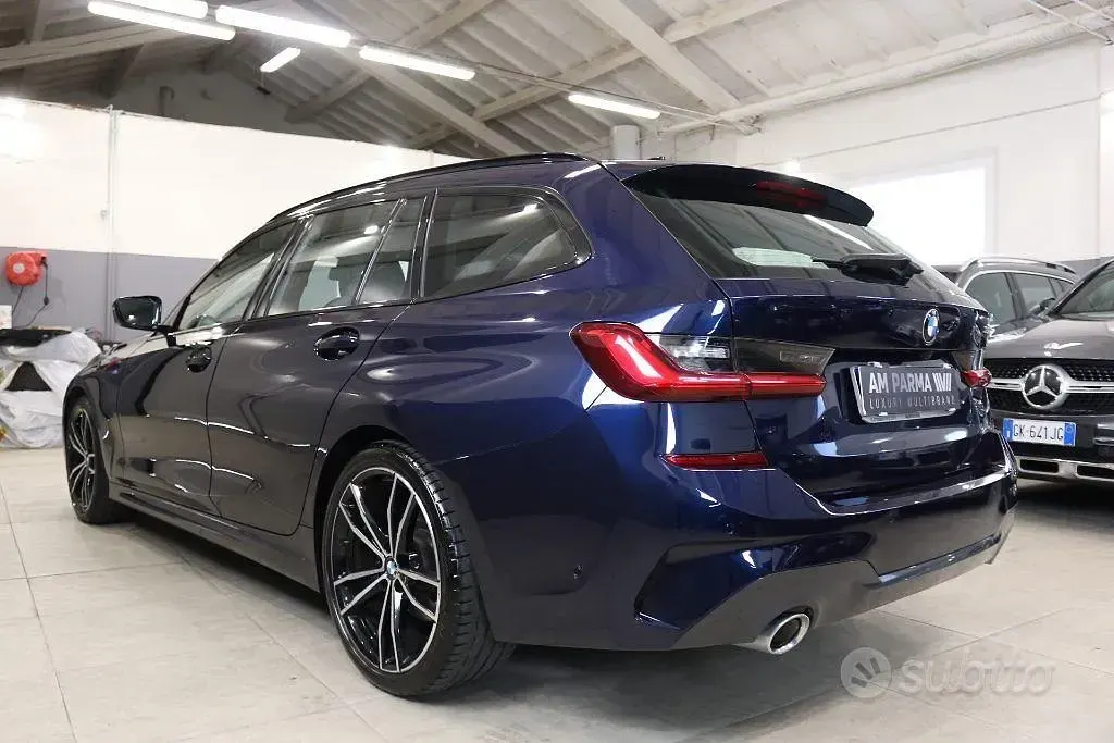 Usata BMW 320 M Sport 190 CV (139 kW) 2022 Blu Station wagon