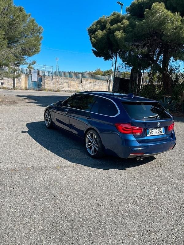Usata BMW 320 M Sport 190 CV (139 kW) 2016 Blu Station wagon