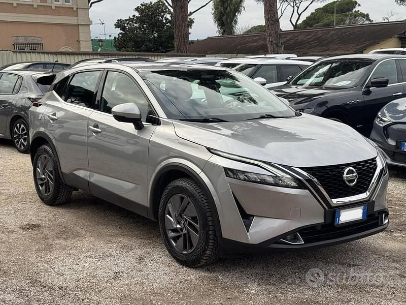 Usata Nissan Qashqai 360º 158 CV (116 kW) 2022 Grigio SUV