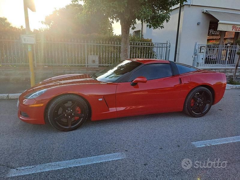 Usata Corvette C6 400 CV (294 kW) 2006 Rosso Cabrio
