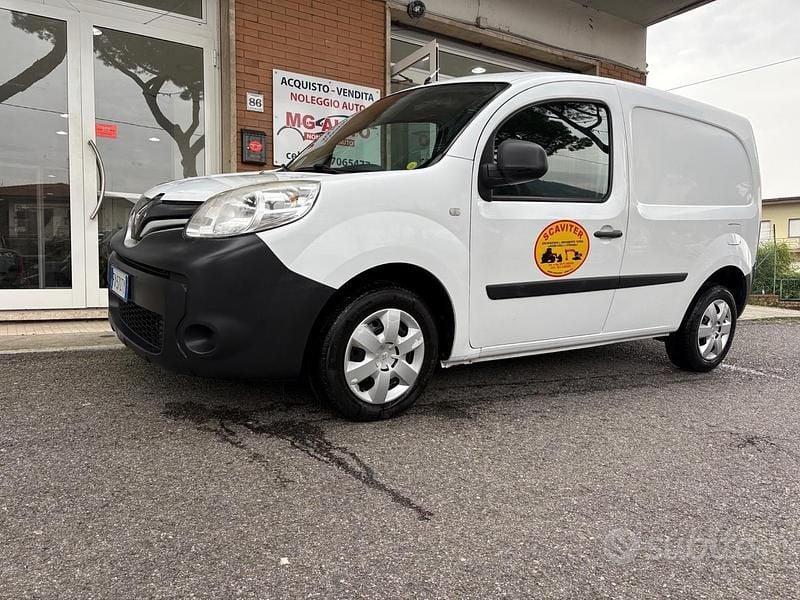 Usata Renault Kangoo 110 CV (80 kW) 2019 Bianco Monovolume
