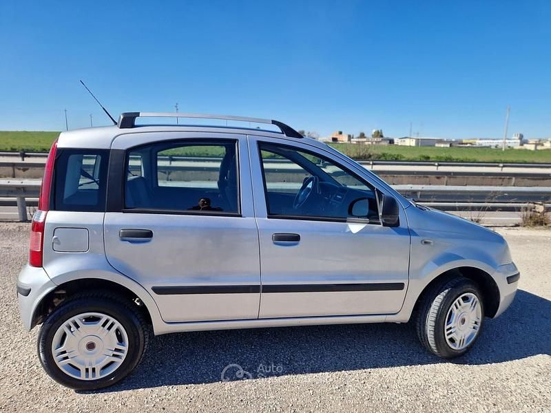 Usata Fiat Panda Classica 80 CV (58 kW) 2012 Argento Utilitaria