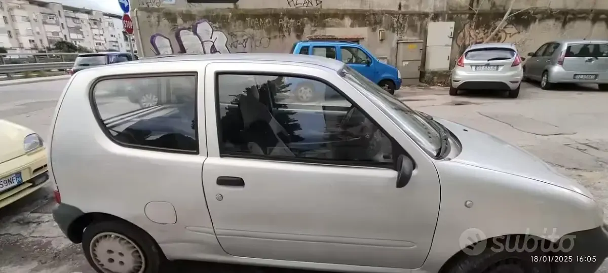 Usata Fiat 600 54 CV (39 kW) 2009 Grigio Utilitaria