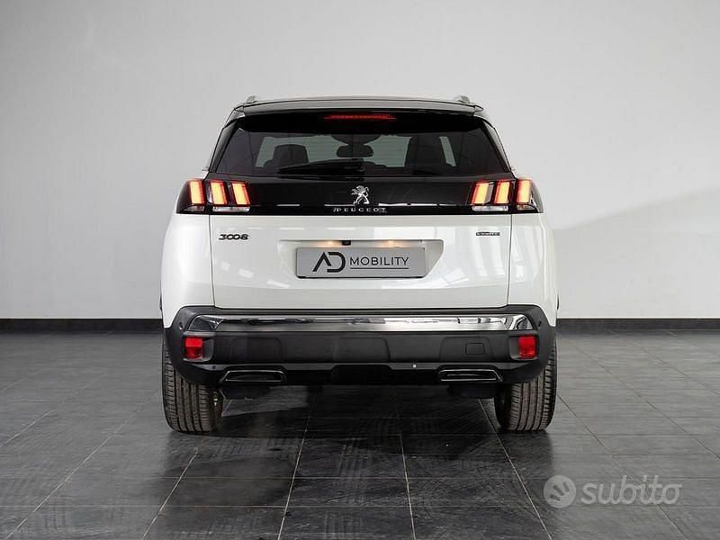 Usata Peugeot 3008 GT-line 131 CV (96 kW) 2019 Bianco SUV
