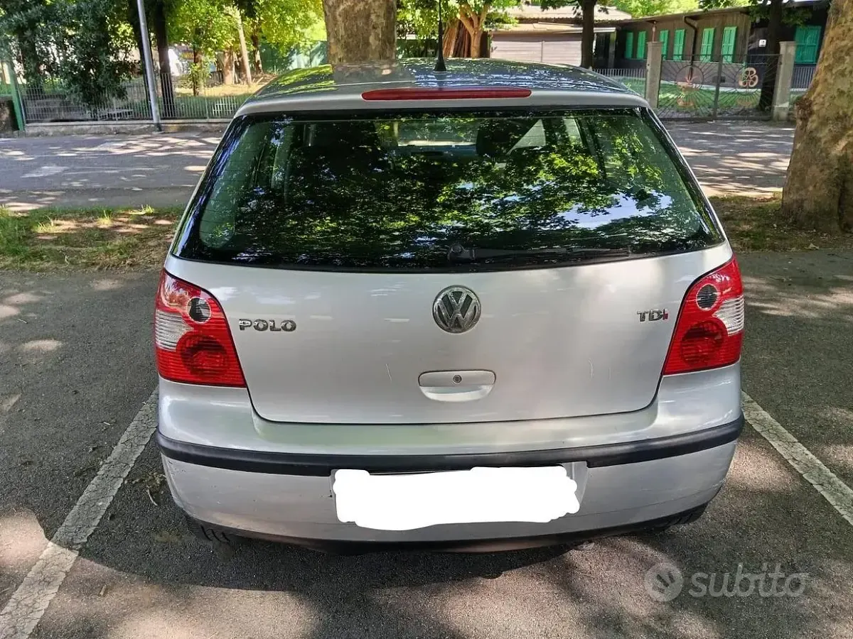 Usata VW Polo 75 CV (55 kW) 2002 Grigio Berlina