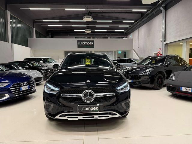 Usata Mercedes GLA220 190 CV (139 kW) 2023 Nero SUV