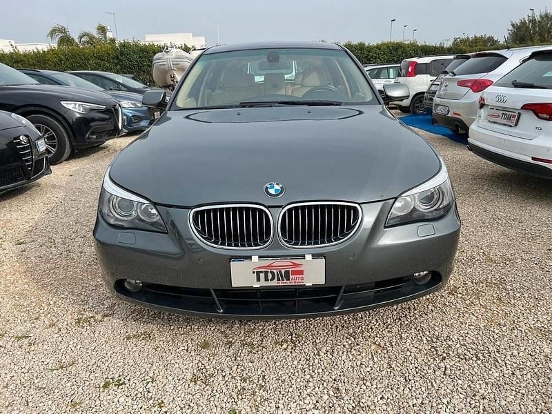 Usata BMW 530 231 CV (169 kW) 2006 Grigio Station wagon