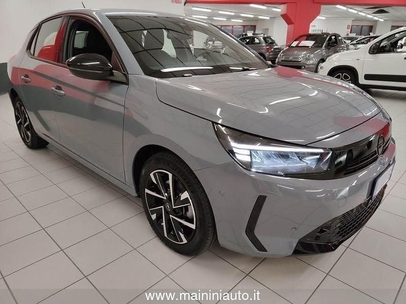 Usata Opel Corsa 101 CV (74 kW) 2025 Grigio scuro Utilitaria