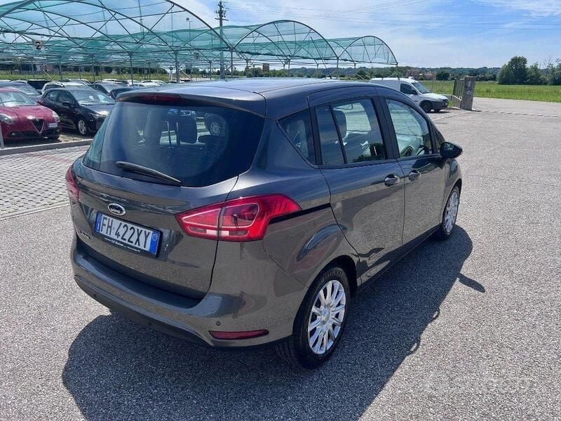 Usata Ford B-MAX 95 CV (69 kW) 2017 Gray Monovolume