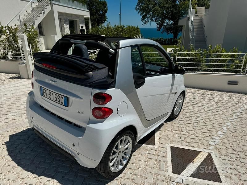 Usata Smart ForTwo Cabrio 71 CV (52 kW) 2014 Bianco Cabrio