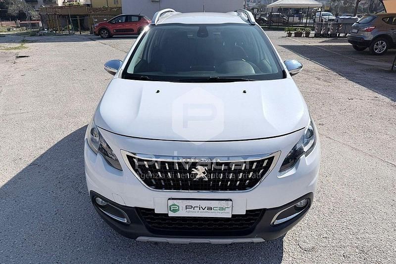 Usata Peugeot 2008 115 CV (84 kW) 2014 Bianco SUV
