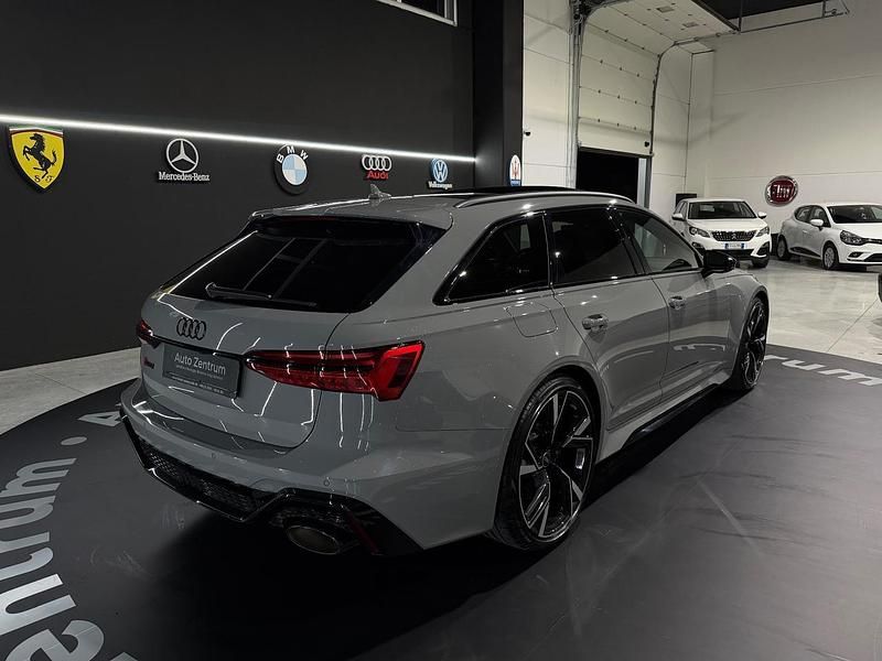 Usata Audi RS6 Premium 629 CV (462 kW) 2023 Giallo Station wagon