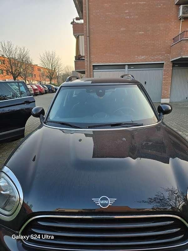 Usata Mini One Countryman 102 CV (75 kW) 2018 Nero SUV