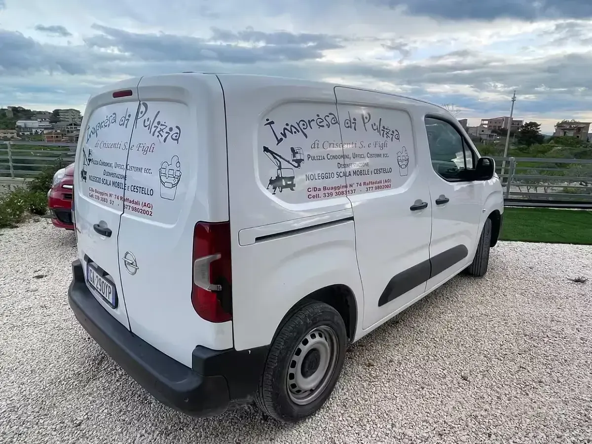 Usata Opel Combo 75 CV (55 kW) 2020 Bianco Monovolume