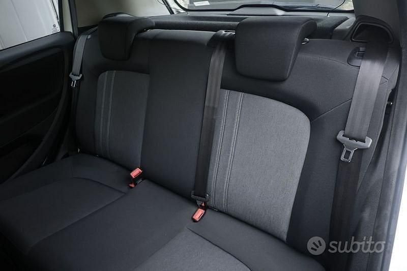 Usata Fiat Punto Street 78 CV (57 kW) 2017 Bianco Utilitaria