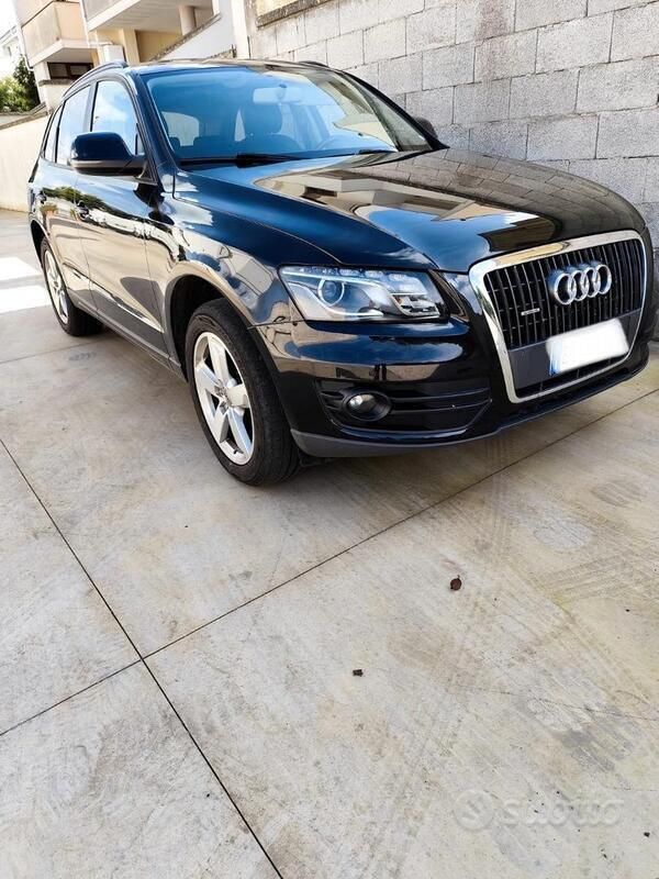 Nero Usata 2010 Audi Q5 S-Line SUV | 10.800 € (Buon prezzo) - Immagine 1/4