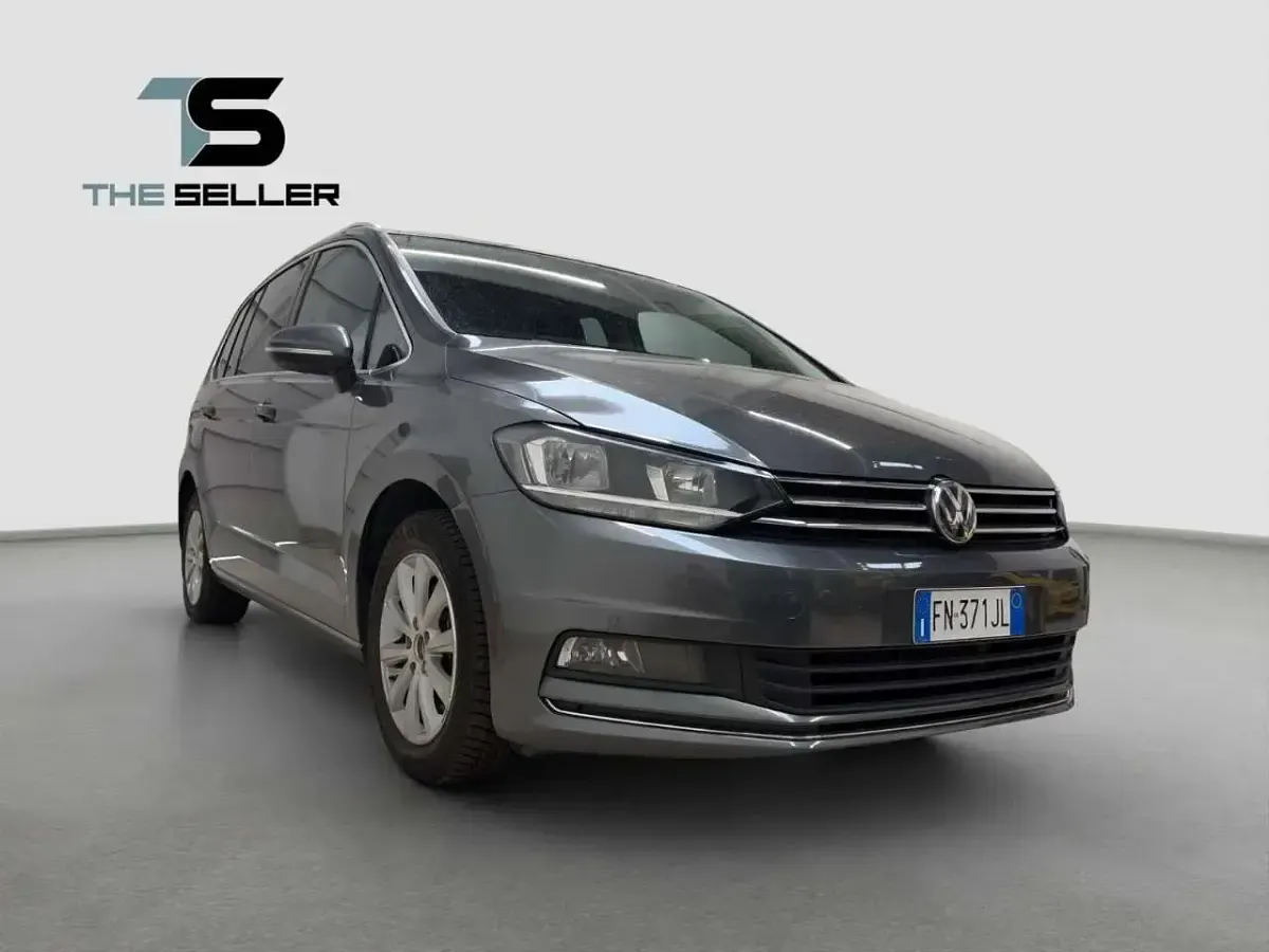 Usata VW Touran Executive 150 CV (110 kW) 2018 Grigio Monovolume