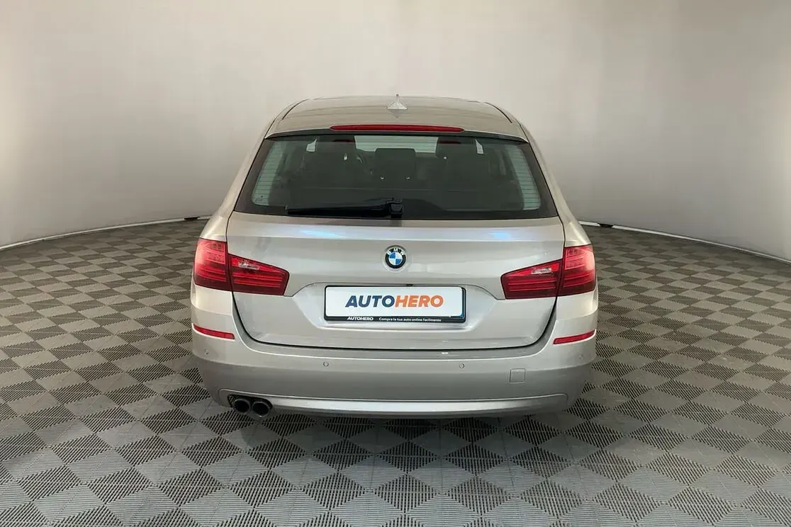 Usata BMW 518 150 CV (110 kW) 2016 Oro Station wagon